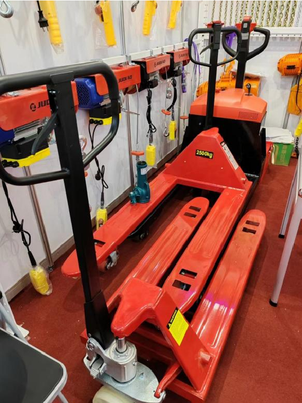 power craft electric hoist